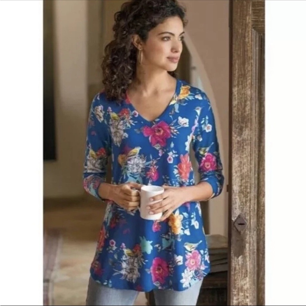 NWT Soft Surroundings Top Size PM Cerulean Floral Butterflies Birds Tunic Vneck
